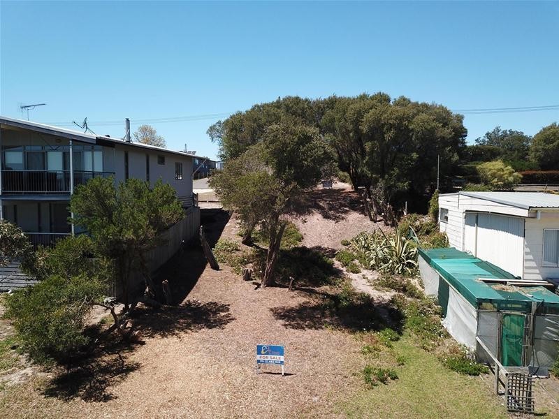 5 Toorak Avenue, Loch Sport VIC 3851