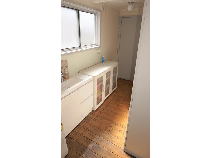 6 Clarke Street, Loch Sport VIC 3851