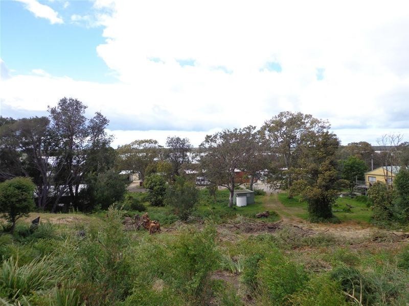 394 National Park Road, Loch Sport VIC 3851