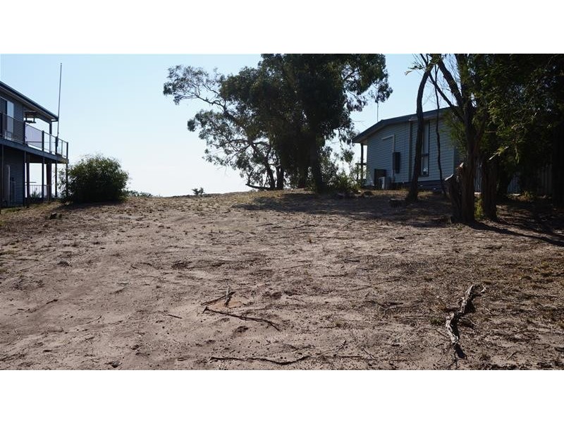 97 Wattle Grove, Loch Sport VIC 3851