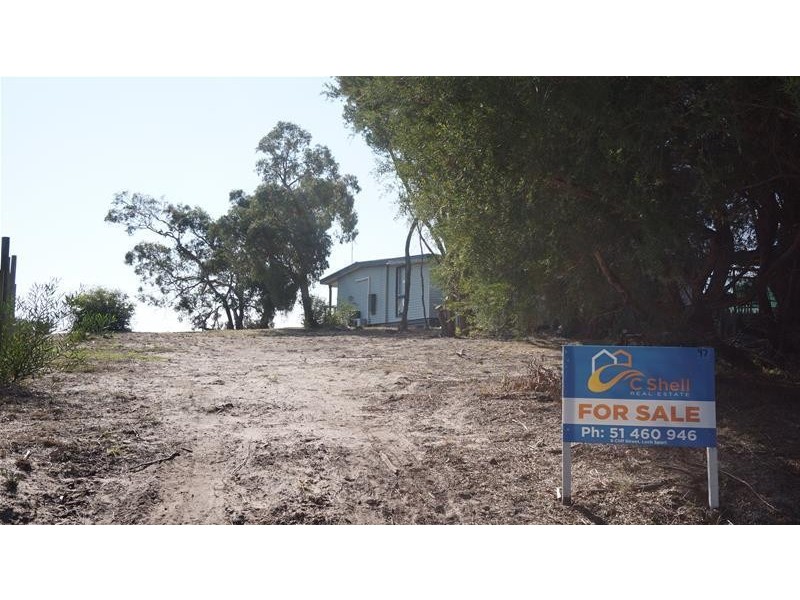 97 Wattle Grove, Loch Sport VIC 3851