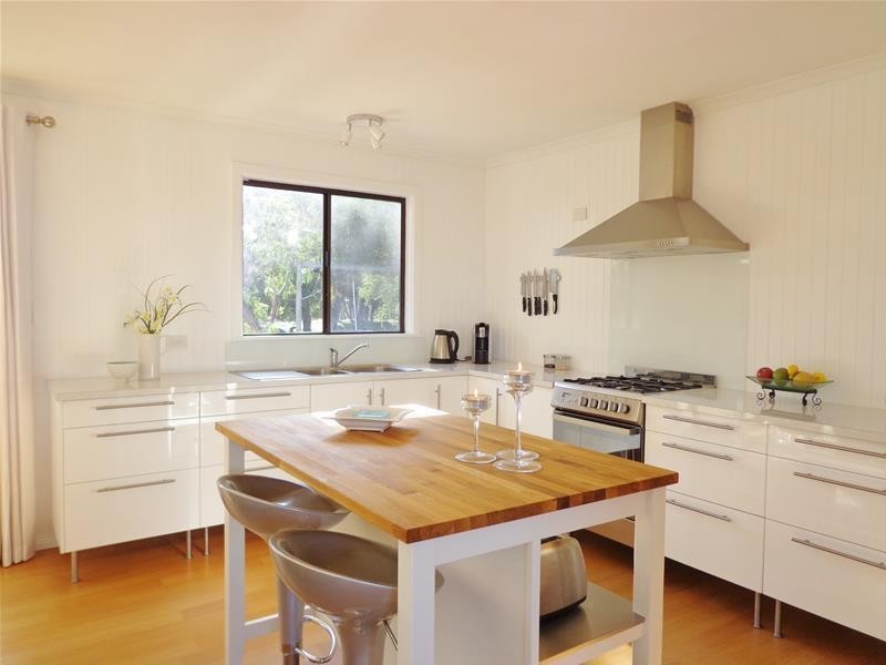 44 Bernadette Avenue, Loch Sport VIC 3851