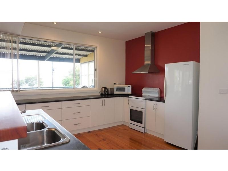 33 Seagull Drive, Loch Sport VIC 3851