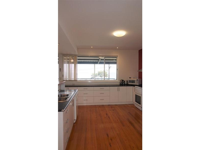 33 Seagull Drive, Loch Sport VIC 3851