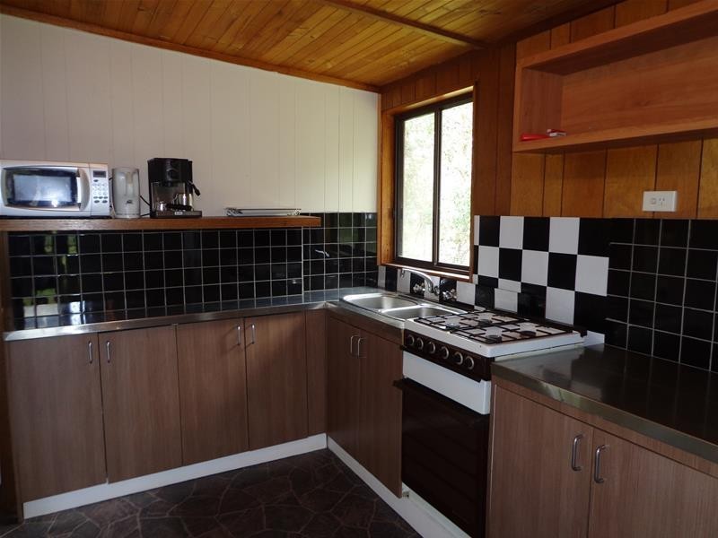 43 Centre Road, Loch Sport VIC 3851