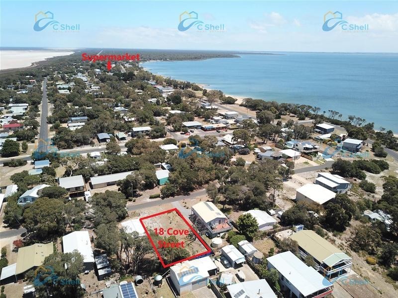 18 Cove Street, Loch Sport VIC 3851