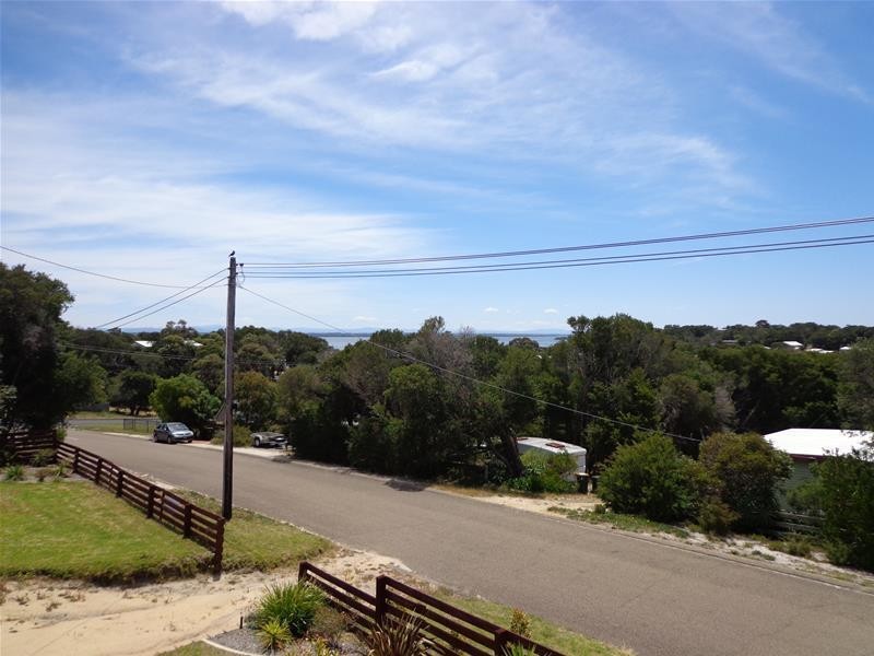 4 – 6 Echidna Street, Loch Sport VIC 3851