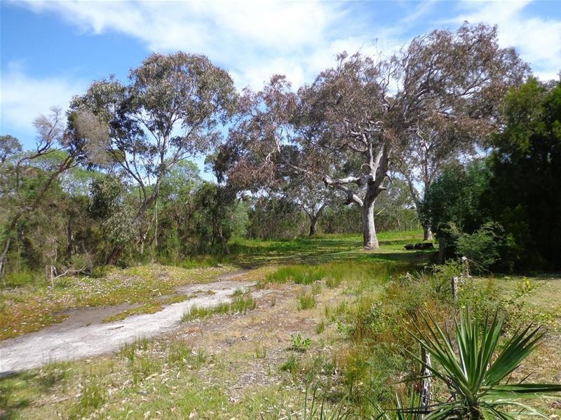 26 Christopher Court, Loch Sport VIC 3851