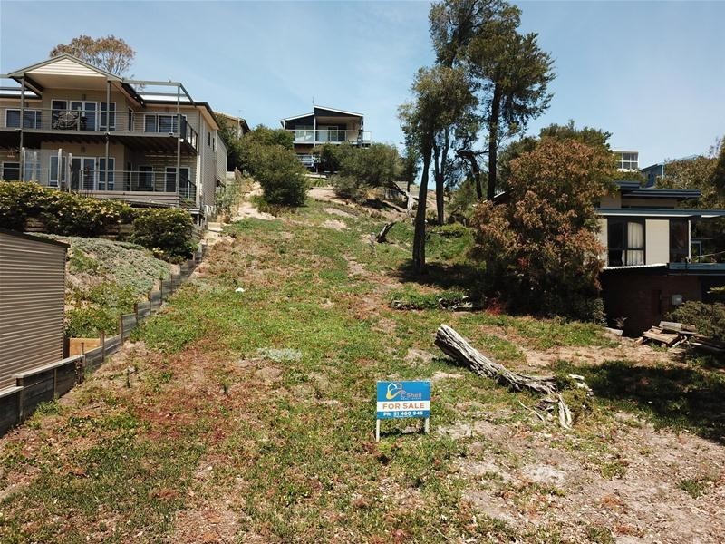 35 The Boulevard, Loch Sport VIC 3851