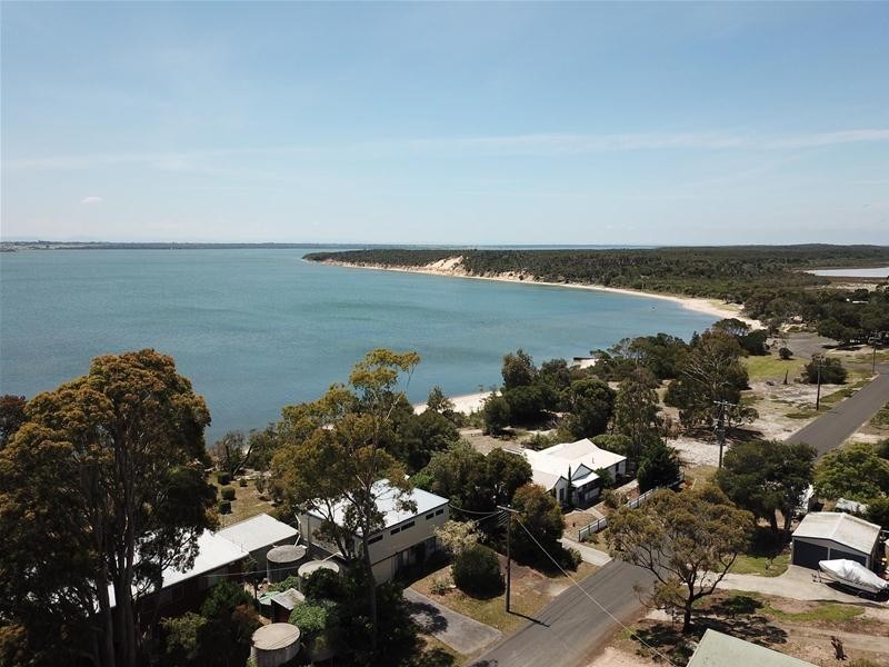 35 The Boulevard, Loch Sport VIC 3851