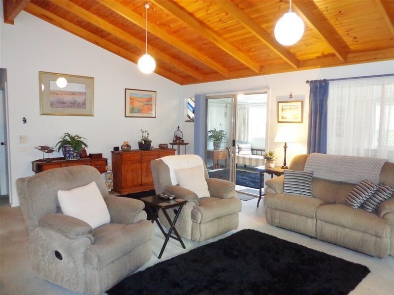 55 Victoria Street, Loch Sport VIC 3851