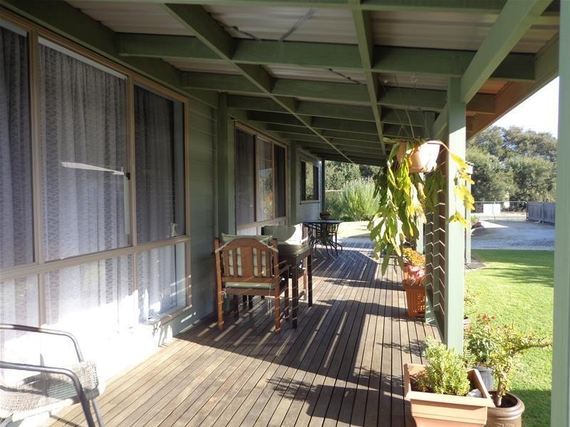 55 Victoria Street, Loch Sport VIC 3851