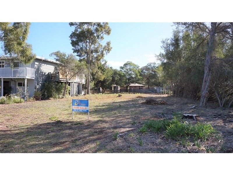 107 Campbell Street, Loch Sport VIC 3851