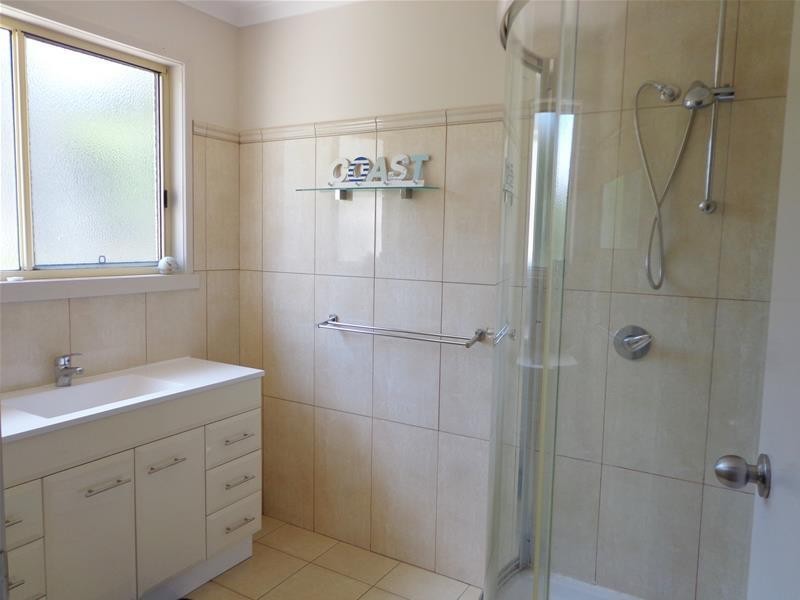 73 Toorak Avenue, Loch Sport VIC 3851