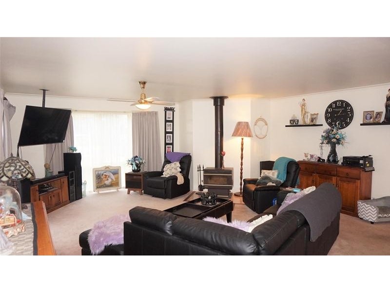 62 – 64 Toorak Avenue, Loch Sport VIC 3851