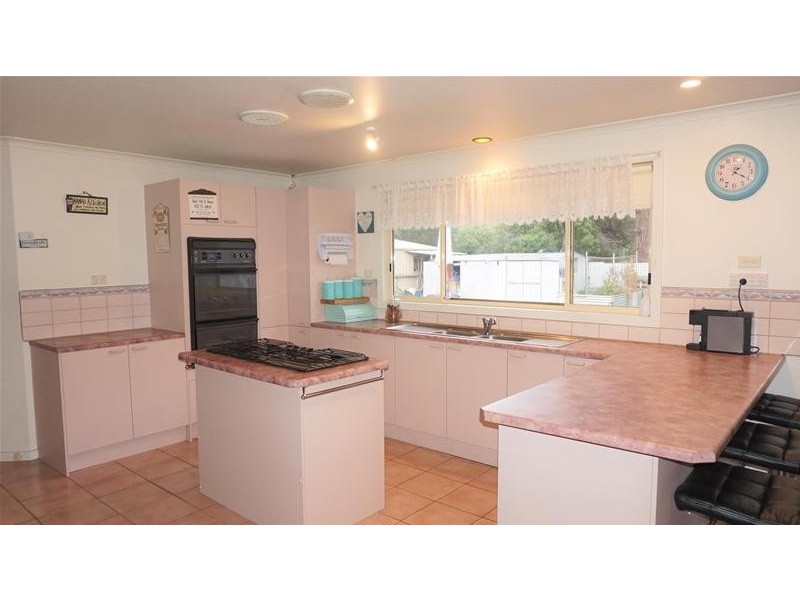 62 – 64 Toorak Avenue, Loch Sport VIC 3851