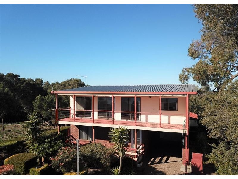 6 Pelican Street, Loch Sport VIC 3851