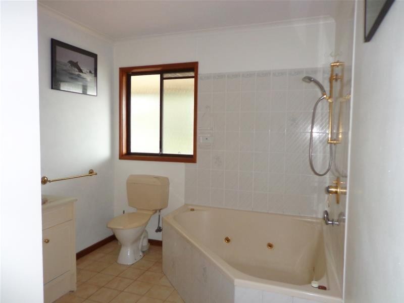 47 Astro Avenue, Golden Beach VIC 3851