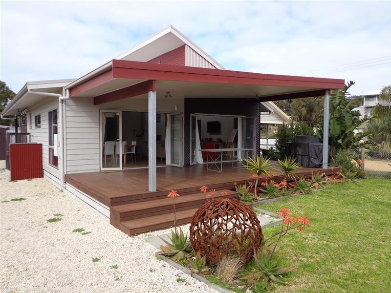 32 Victoria Street, Loch Sport VIC 3851