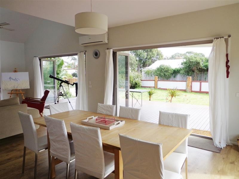 32 Victoria Street, Loch Sport VIC 3851