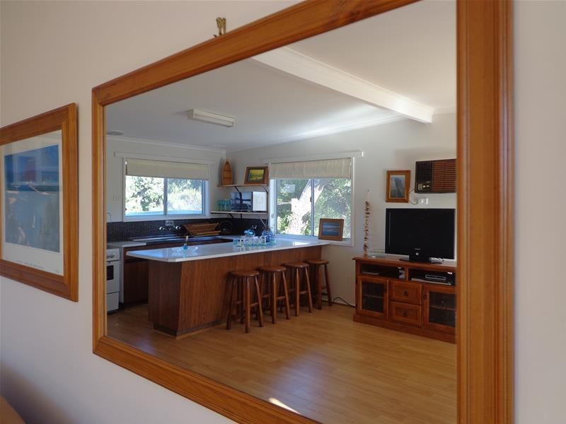 41 Victoria Street, Loch Sport VIC 3851