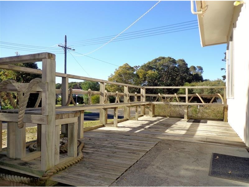 41 Victoria Street, Loch Sport VIC 3851