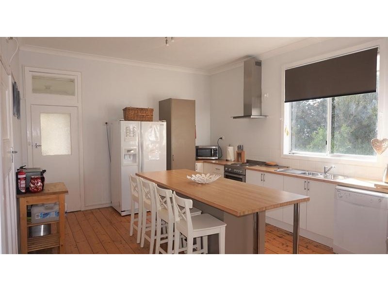 6 Wilhelm Street, Loch Sport VIC 3851