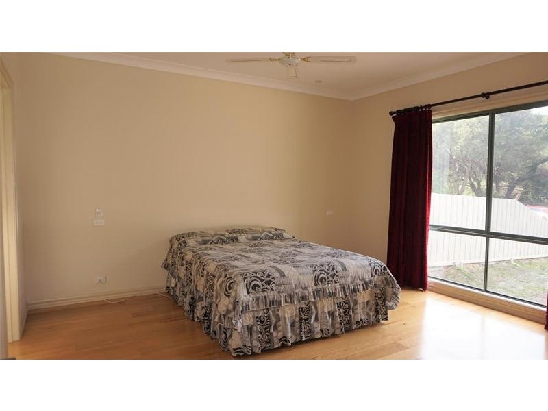 14 Central Avenue, Loch Sport VIC 3851