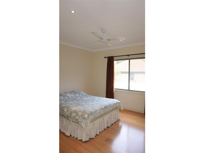 14 Central Avenue, Loch Sport VIC 3851