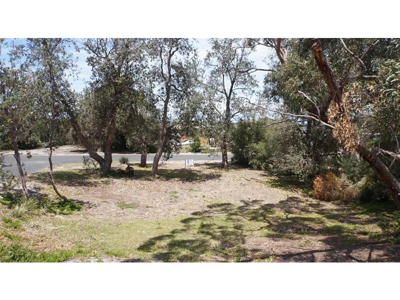 86 Wallaby Street, Loch Sport VIC 3851