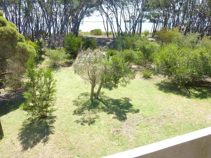 14 Seagull Drive, Loch Sport VIC 3851