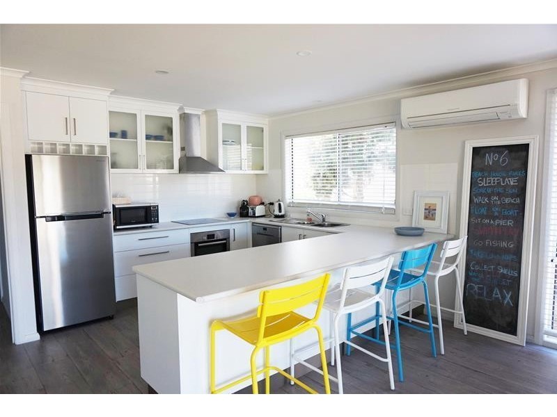 6 Marina Drive, Loch Sport VIC 3851