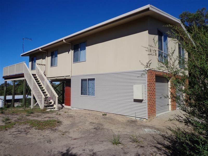 52 Goodlett Avenue, Loch Sport VIC 3851