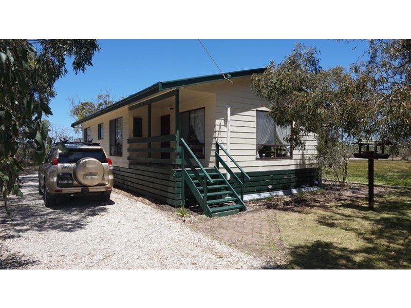 14 Davies Street, Loch Sport VIC 3851