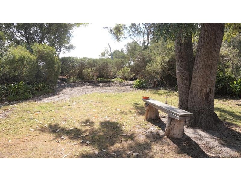 4 The Boulevard, Loch Sport VIC 3851