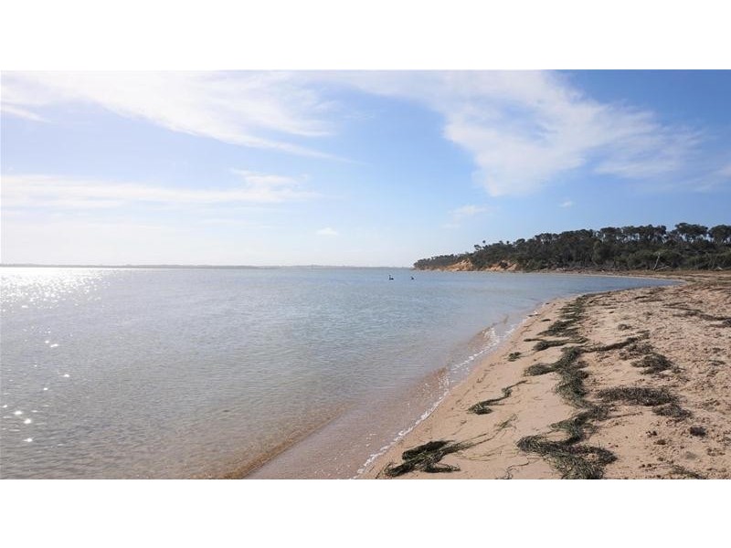 4 The Boulevard, Loch Sport VIC 3851