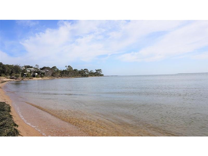 4 The Boulevard, Loch Sport VIC 3851