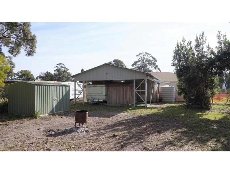 17 Caldwell Street, Loch Sport VIC 3851