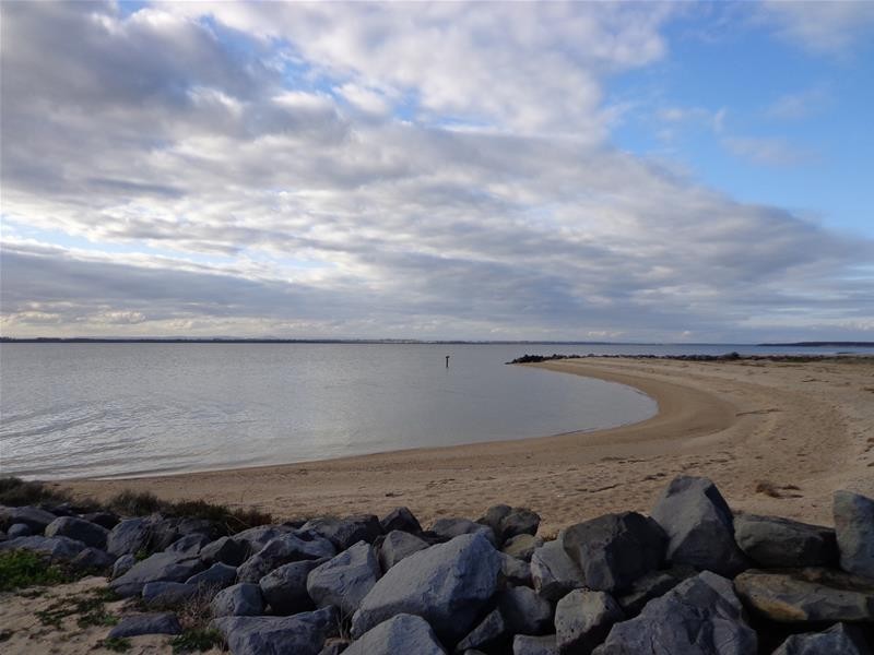 27 Wattle Grove, Loch Sport VIC 3851