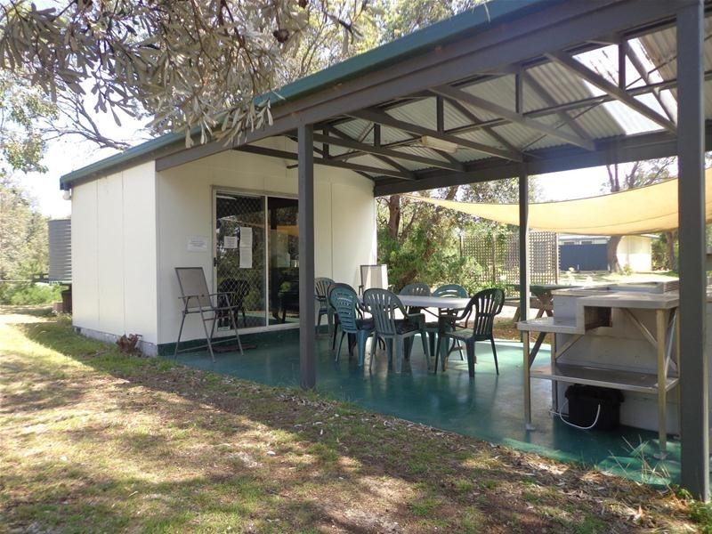 19B Track Ten, Loch Sport VIC 3851