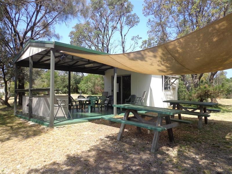 19B Track Ten, Loch Sport VIC 3851