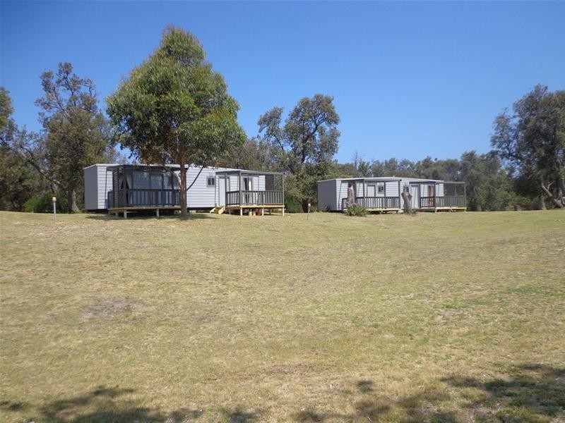 19B Track Ten, Loch Sport VIC 3851