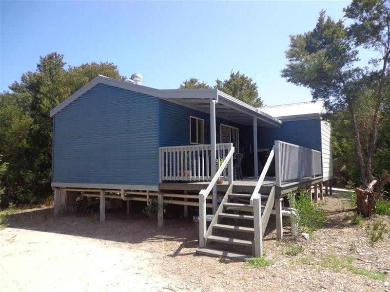 19B Track Ten, Loch Sport VIC 3851