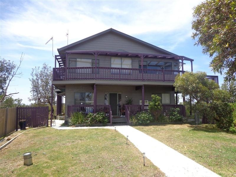 19B Track Ten, Loch Sport VIC 3851