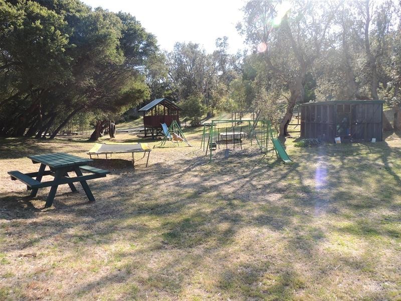 19B Track Ten, Loch Sport VIC 3851