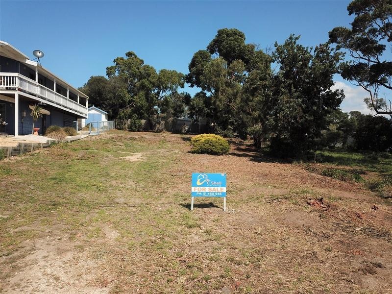 25 Holmes Street, Loch Sport VIC 3851