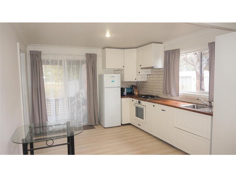 108 National Park Road, Loch Sport VIC 3851