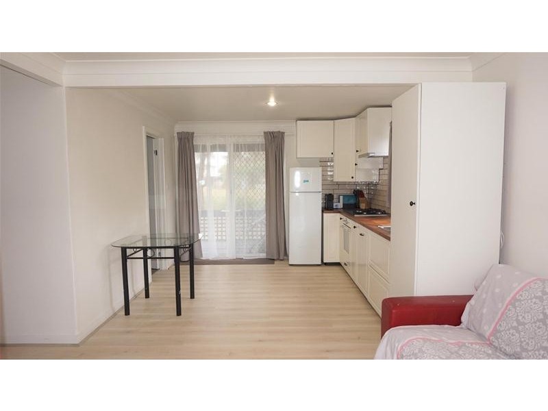 108 National Park Road, Loch Sport VIC 3851