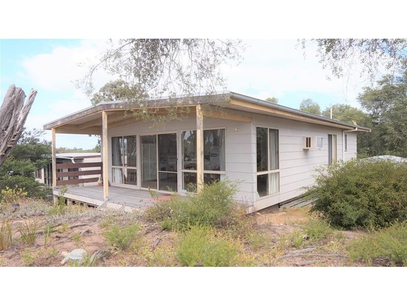 41 Toorak Avenue, Loch Sport VIC 3851