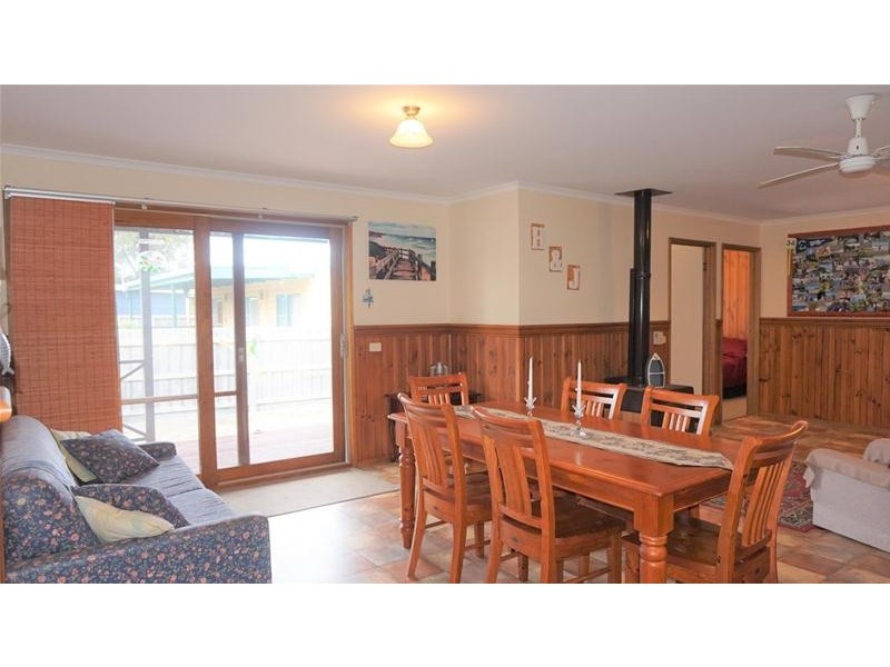 46 Carroll Street, Loch Sport VIC 3851